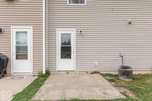 1081 Fairlane Court, Franklin, IN 46131
