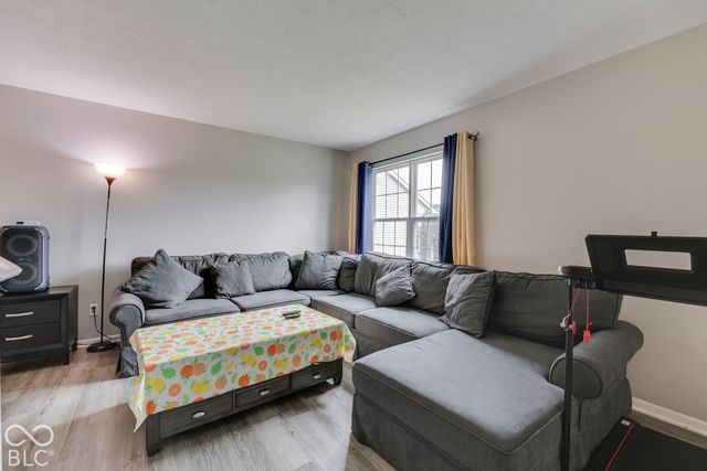 1081 Fairlane Court, Franklin, IN 46131
