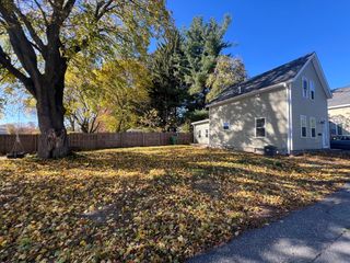 22 Forest Ave, Clinton, MA 01510