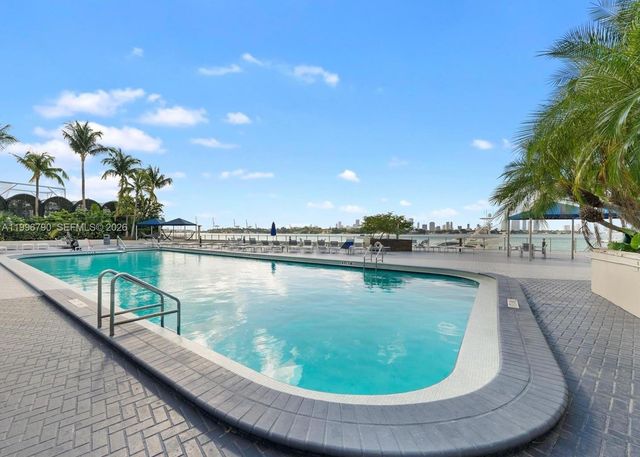 1200 West Ave 928, Miami Beach, FL 33139