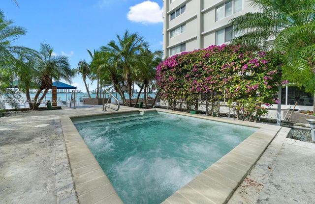 1200 West Ave 928, Miami Beach, FL 33139