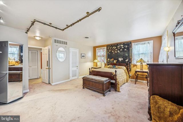 1450 PEPPER RD, Jenkintown, PA 19046