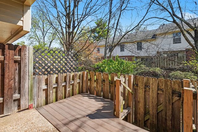 5510 Country Dr Apt 56, Nashville, TN 37211