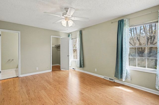 5510 Country Dr Apt 56, Nashville, TN 37211