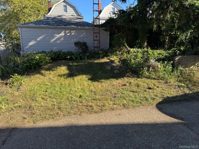 8544 53rd Avenue, Elmhurst, NY 11373