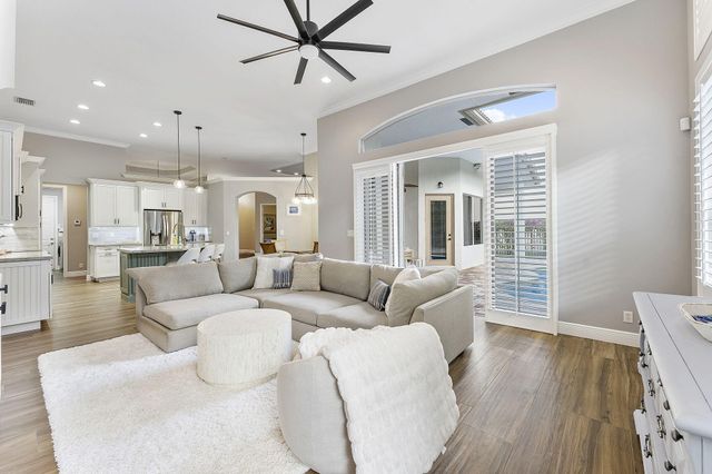 2903 Fontana Lane, Royal Palm Beach, FL 33411