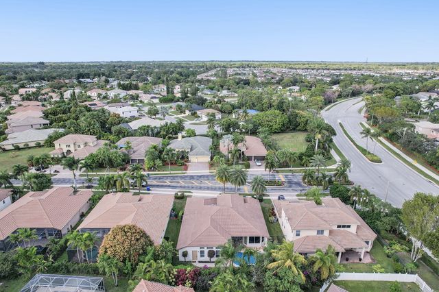 2903 Fontana Lane, Royal Palm Beach, FL 33411