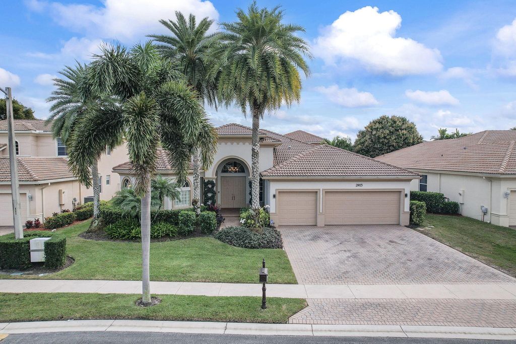 2903 Fontana Lane, Royal Palm Beach, FL 33411