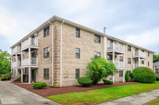 8 Kenmar Dr 64, Billerica, MA 01821