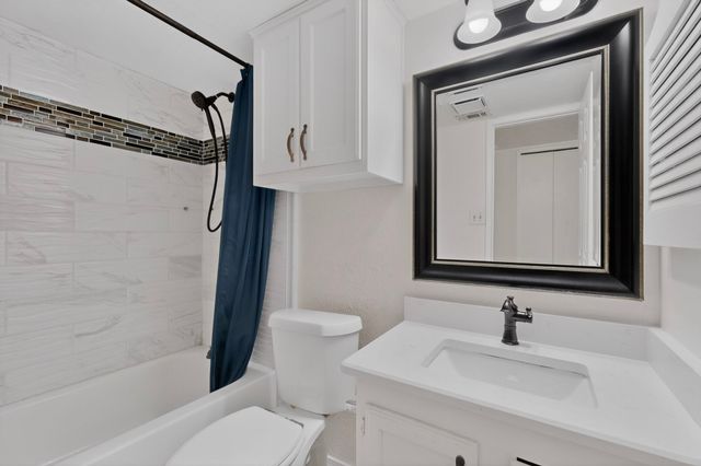 5801 Treese Circle, The Colony, TX 75056