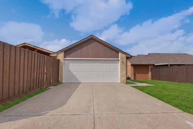 5801 Treese Circle, The Colony, TX 75056