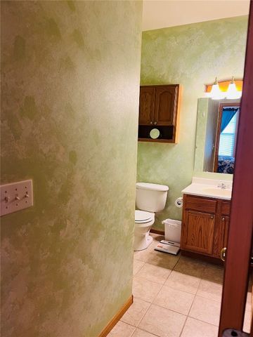 1407 Tower Lane NE, Cedar Rapids, IA 52402