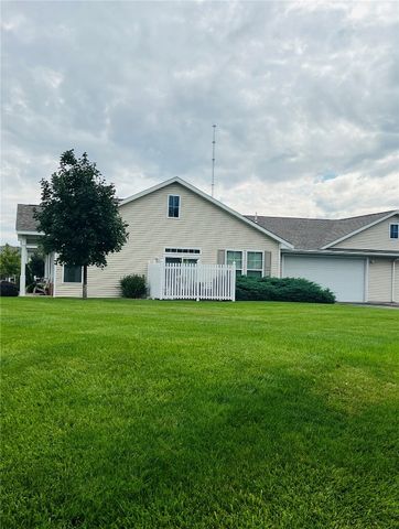 1407 Tower Lane NE, Cedar Rapids, IA 52402