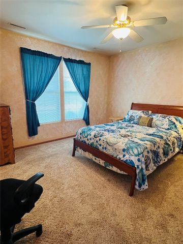 1407 Tower Lane NE, Cedar Rapids, IA 52402