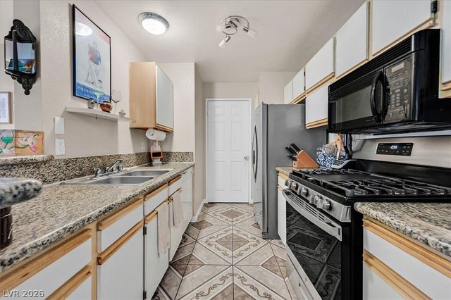 2200 South Fort Apache Road 2155, Las Vegas, NV 89117