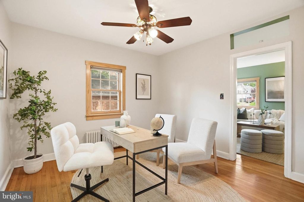 Image 15 of property listing at 4003 OGLETHORPE ST, Hyattsville, MD 20782
