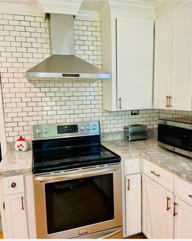2118 Canal Street, Charleston, SC 29412