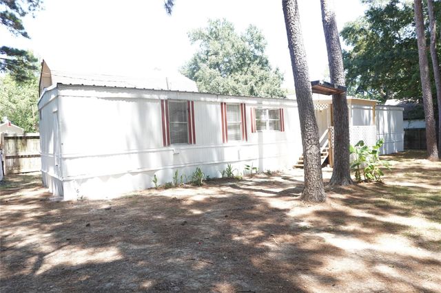 10970 Maywood Street, Willis, TX 77318