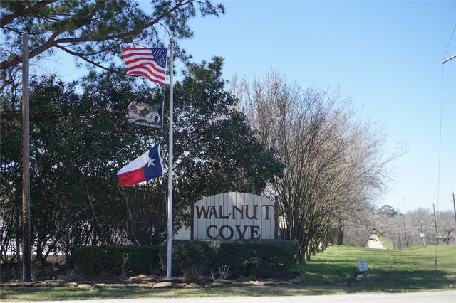 10970 Maywood Street, Willis, TX 77318