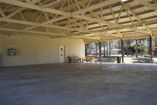 10970 Maywood Street, Willis, TX 77318