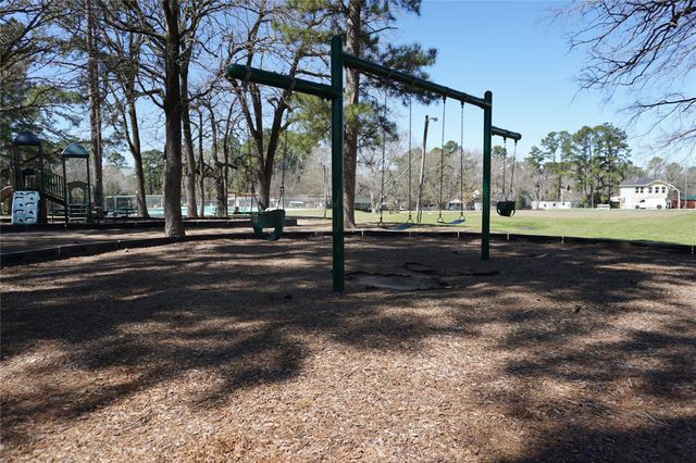 10970 Maywood Street, Willis, TX 77318