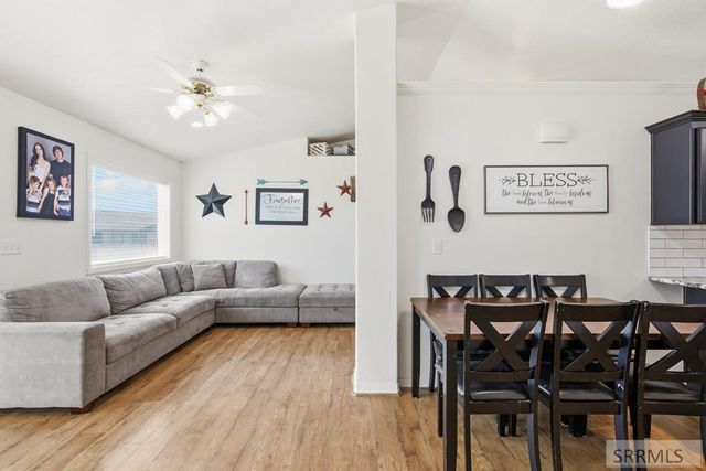 4966 E Camas Creek Circle, Iona, ID 83427