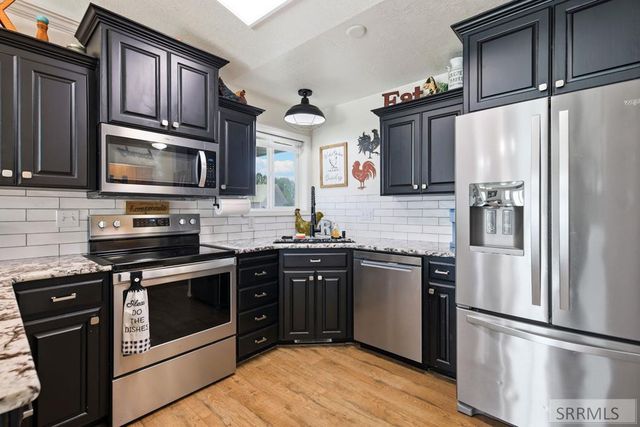 4966 E Camas Creek Circle, Iona, ID 83427