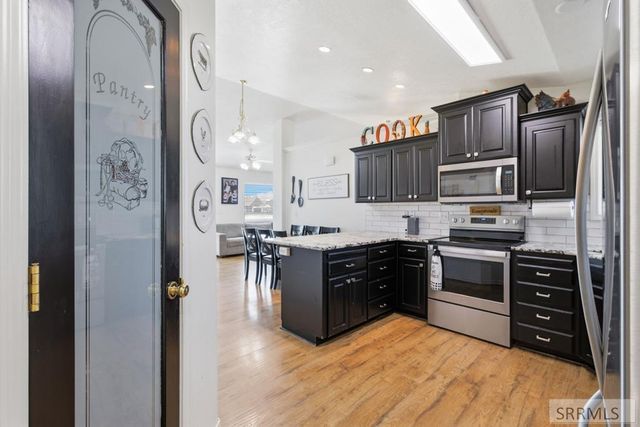 4966 E Camas Creek Circle, Iona, ID 83427
