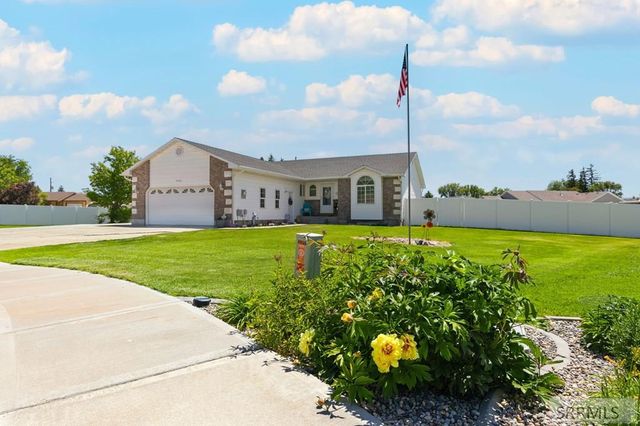 4966 E Camas Creek Circle, Iona, ID 83427