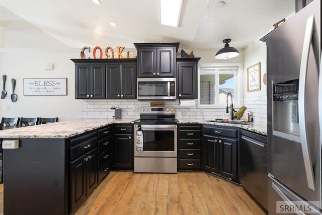 4966 E Camas Creek Circle, Iona, ID 83427
