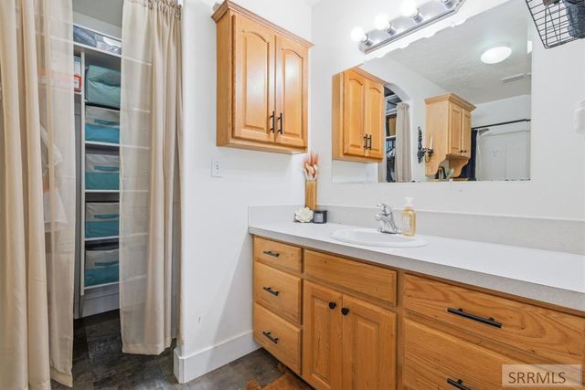 4966 E Camas Creek Circle, Iona, ID 83427