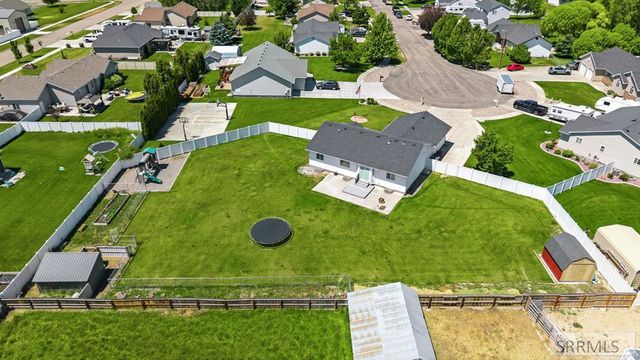 4966 E Camas Creek Circle, Iona, ID 83427