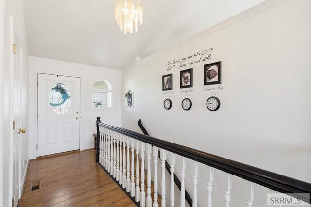 4966 E Camas Creek Circle, Iona, ID 83427