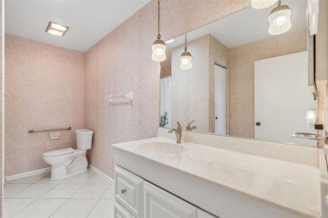 416 S PEBBLE BEACH BOULEVARD, Sun City Center, FL 33573