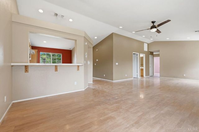 547 Coronado Place, Hanford, CA 93230