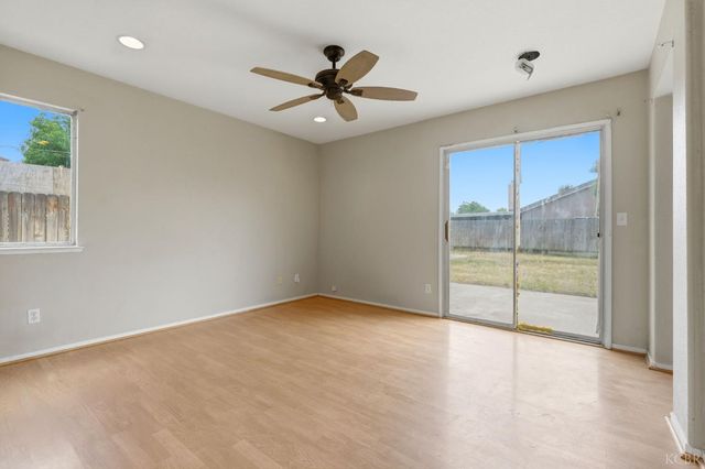 547 Coronado Place, Hanford, CA 93230