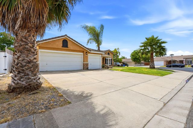 547 Coronado Place, Hanford, CA 93230