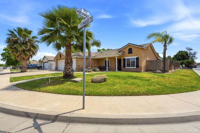 547 Coronado Place, Hanford, CA 93230