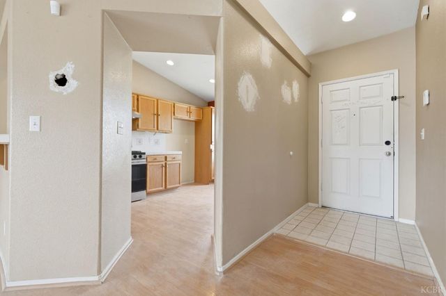 547 Coronado Place, Hanford, CA 93230