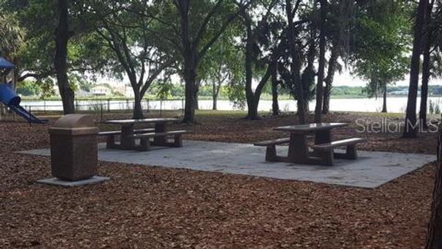 7107 COLONIAL LAKE DR, Riverview, FL 33578