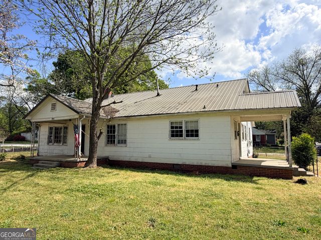 5192 Newton Drive NE, Covington, GA 30014