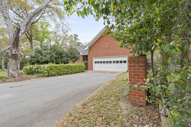 1010 Club Lane, Sumter, SC 29154