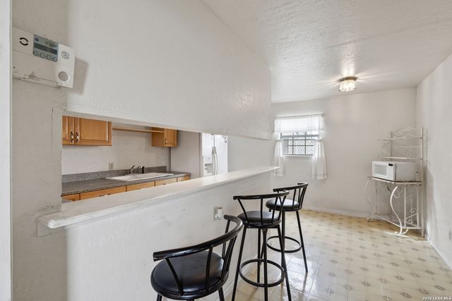 2707 Wayne, San Antonio, TX 78222