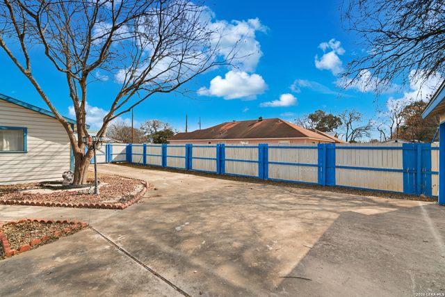 2707 Wayne, San Antonio, TX 78222