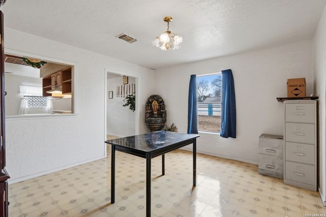 2707 Wayne, San Antonio, TX 78222