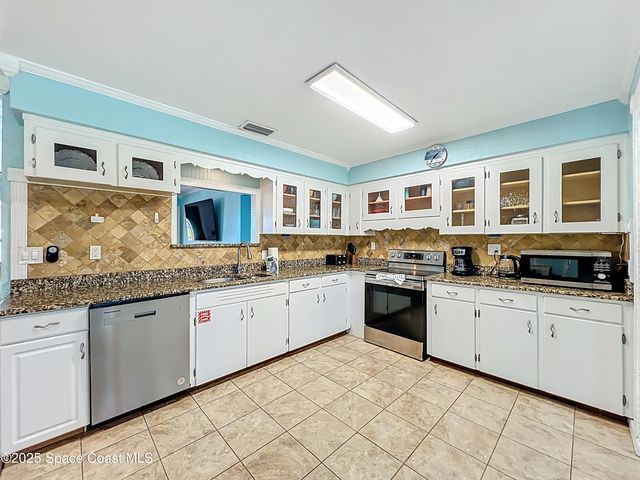 1375 Bay Shore Drive W, Cocoa Beach, FL 32931