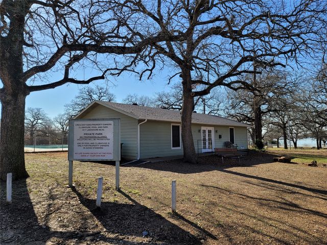 608 Concho Drive, Oak Point, TX 75068