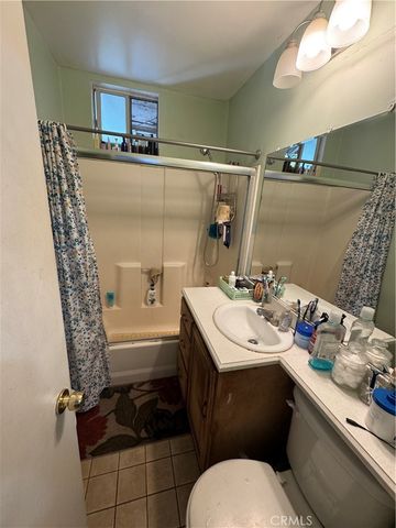 1488 N Lugo, San Bernardino, CA 92404