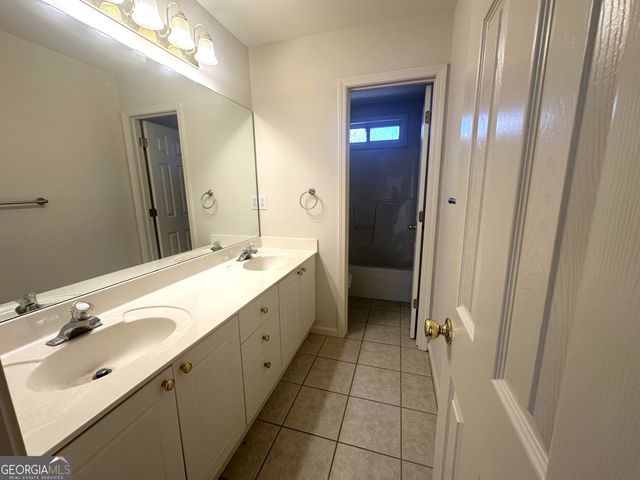 4025 Eyrie Farms Lane, Cumming, GA 30041