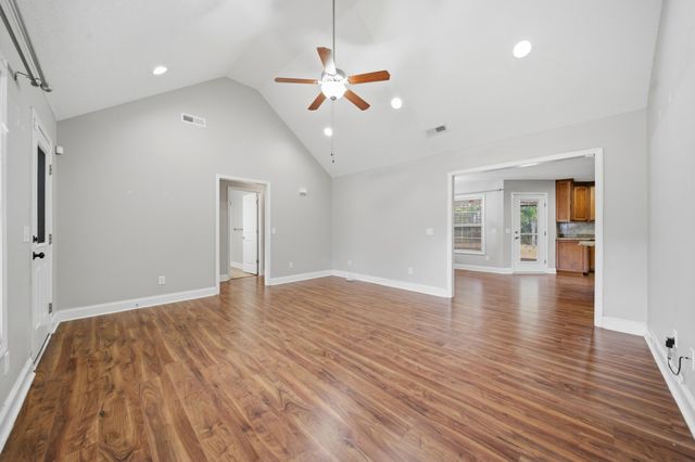 2490 Navigator Circle, Dalzell, SC 29040